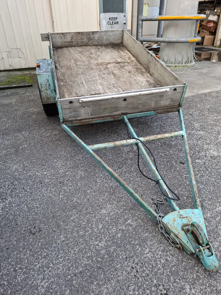 SINGLE AXLE DOMESTIC TRAILER REGISTRATION W626R TO 10/7/2026 WOF TO 2/8/26 ON GOODRIDE RADIAL 13 INCH LIGHT TRUCK TYRES Image 1++