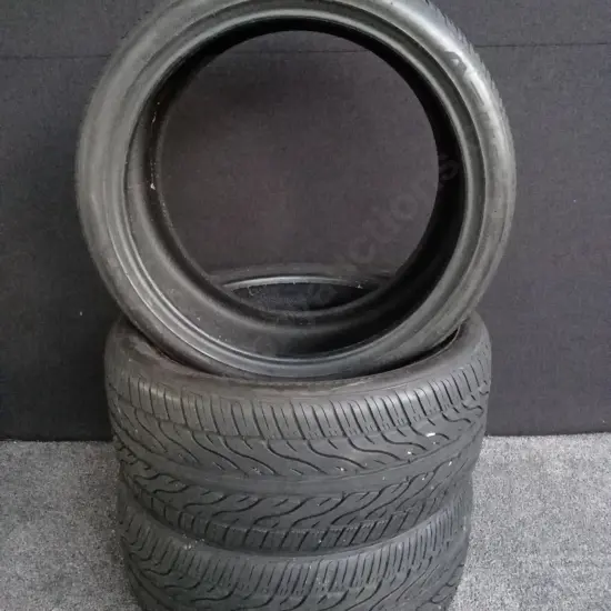 3 X 22 INCH ZETA AZURA 285 X 35 X 22 TYRES USED