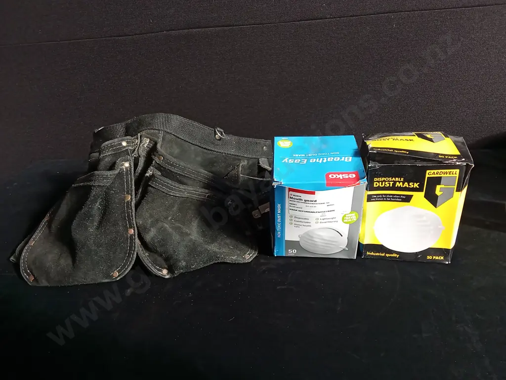 TOOL BELT AND DUST MASKS Image 1++