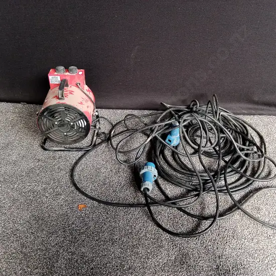 MISTRAL SINGLE PHASE SPACE HEATER AND MENNEKES EXTENSION LEAD