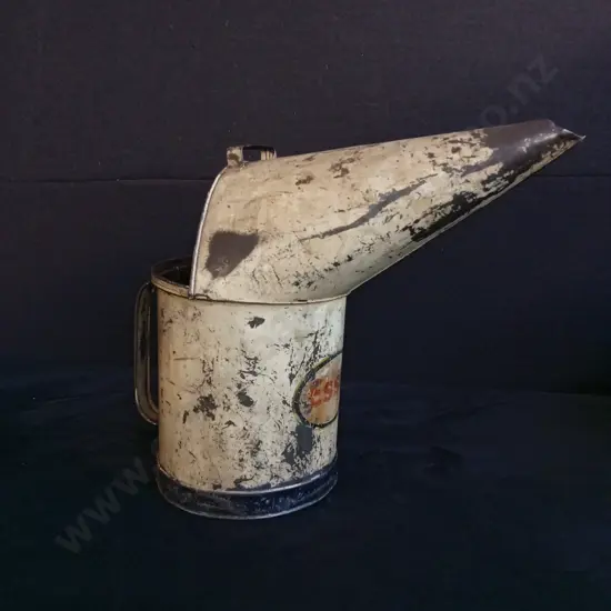 VINTAGE ESSO OIL POURER