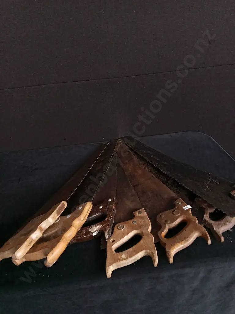 8 PIECES HANDSAWS Image 1++