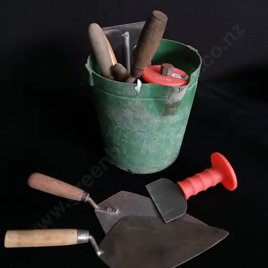 BUCKET OF MASONRY TOOLS