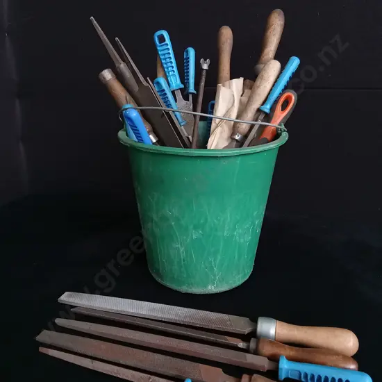 BUCKET OF METAL FILES AND RASPS