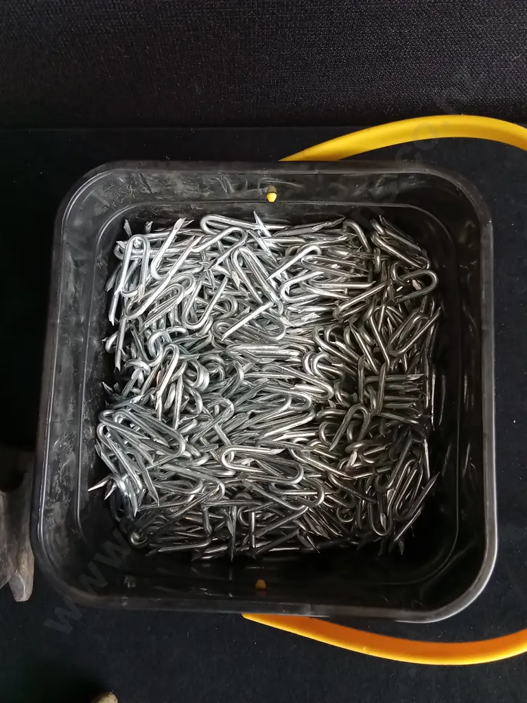 COLLECTION OF HEAVY DUTY VINTAGE TOOLS Image 1++