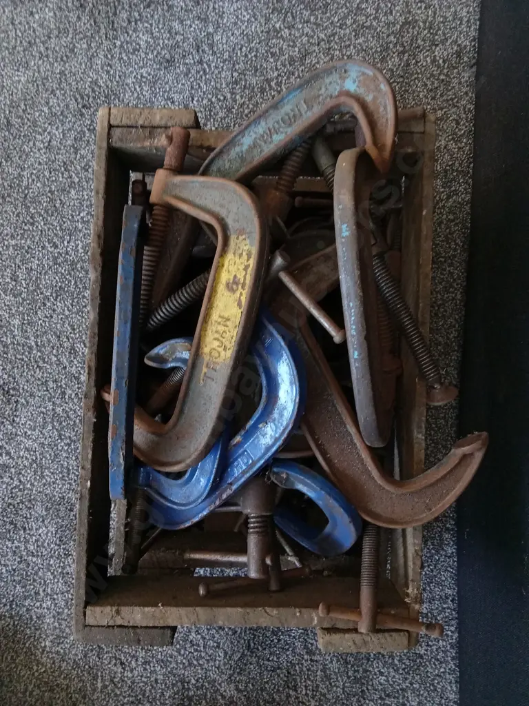 CRATE OF C CLAMPS Image 1++