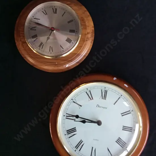 2 PIECES VINTAGE QUARTZ WALL CLOCKS