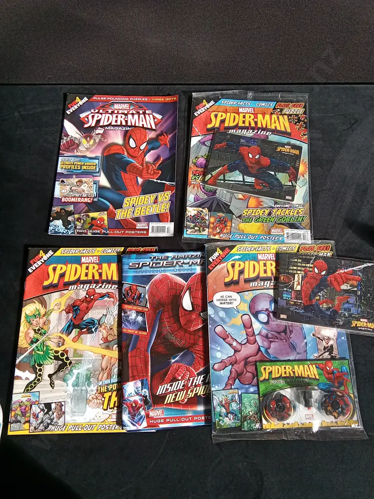 5 MARVEL SPIDER MAN MAGAZINES Image 1++