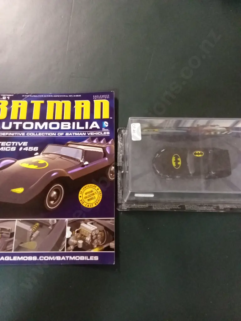 EAGLEMOSS BATMAN AUTOMOBILIA #456 BATMOBILE 1:43 PACKAGED PLUS CORRESPONDING MAGAZINE Image 1++