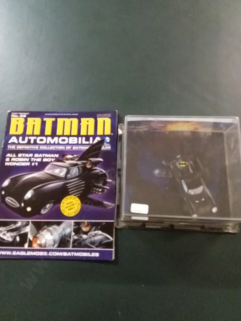 EAGLEMOSS BATMAN AUTOMOBILIA ALL STAR BATMAN AND ROBIN #1 BATMOBILE 1:43 PLUS CORRESPONDING MAGAZINE  PACKAGED Image 1++