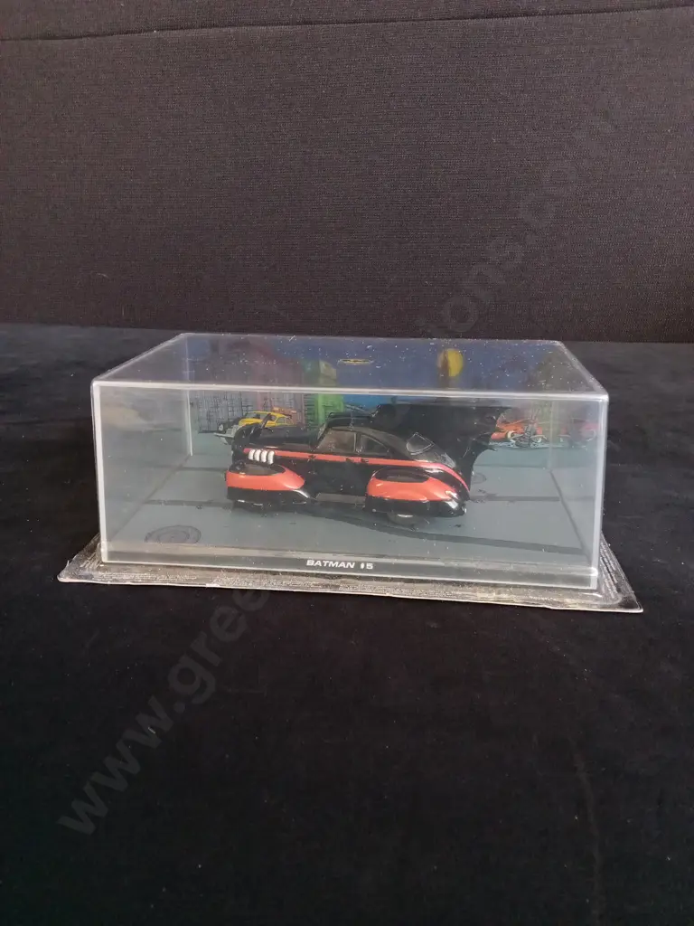 EAGLEMOSS BATMAN AUTOMOBILIA BATMOBILE #5 DIECAST MODEL 1:43 PACKAGED Image 1++
