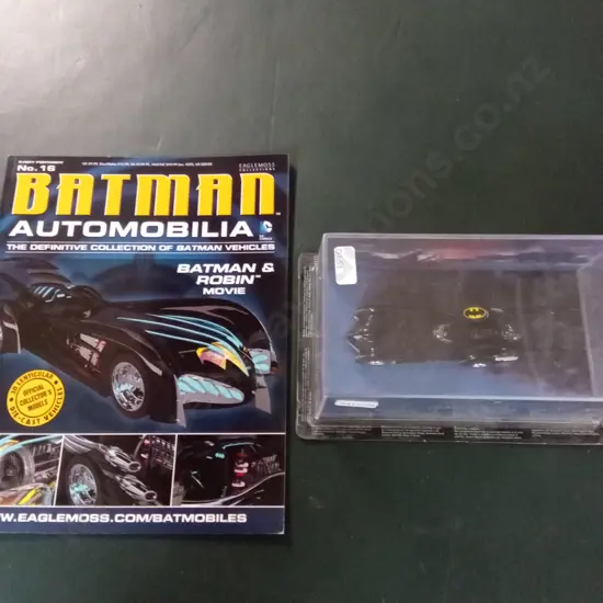 EAGLEMOSS BATMAN AND ROBIN AUTOMOBILIA BATMOBILE DIECAST MODEL 1:43 PACKAGED PLUS CORRESPONDING MAGAZINE