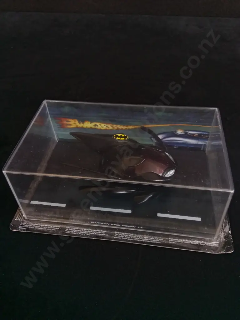 EAGLEMOSS BATMAN AUTOMOBILIA BATMOBILE #1 DIECAST MODEL 1:43 PACKAGED Image 1++