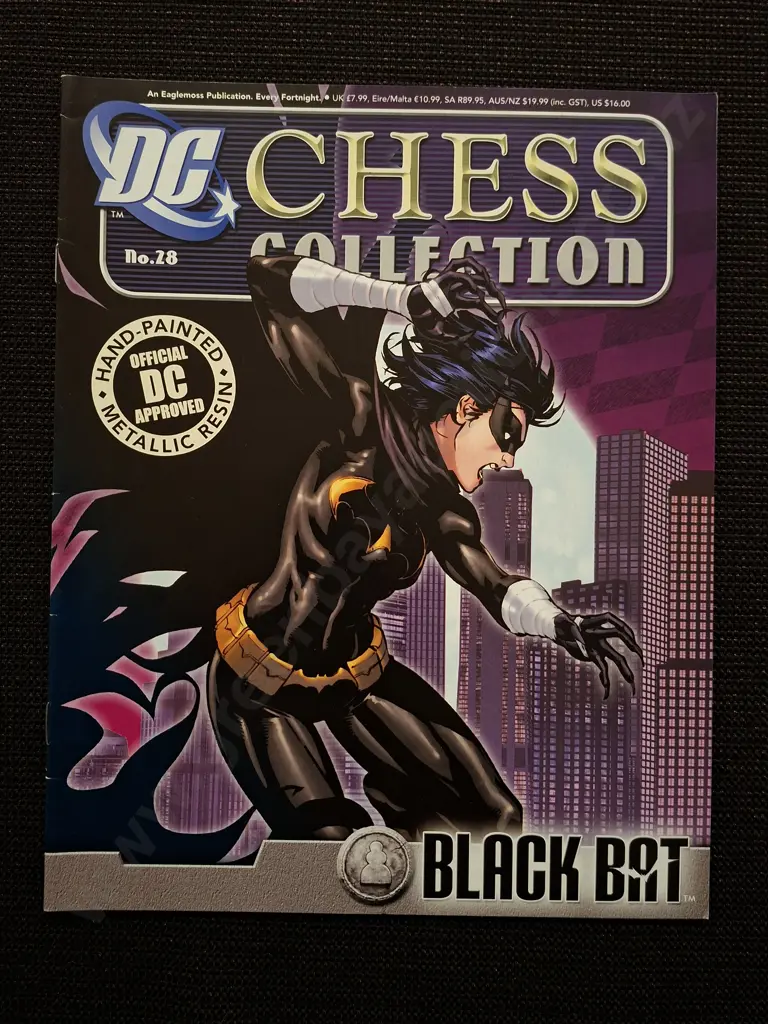 EAGLEMOSS DC CHESS COLLECTION BLACK BAT PIECE PLUS CORRESPONDING BOOKLET Image 1++