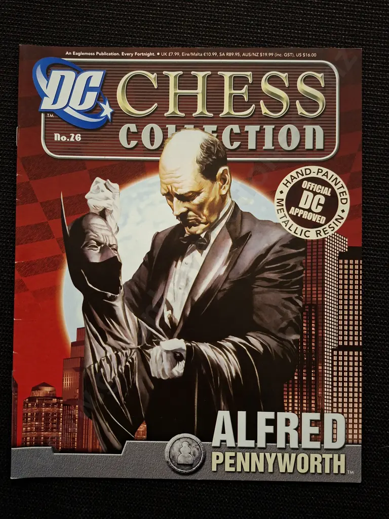 EAGLEMOSS DC CHESS COLLECTION ALFRED PIECE PLUS CORRESPONDING BOOKLET Image 1++