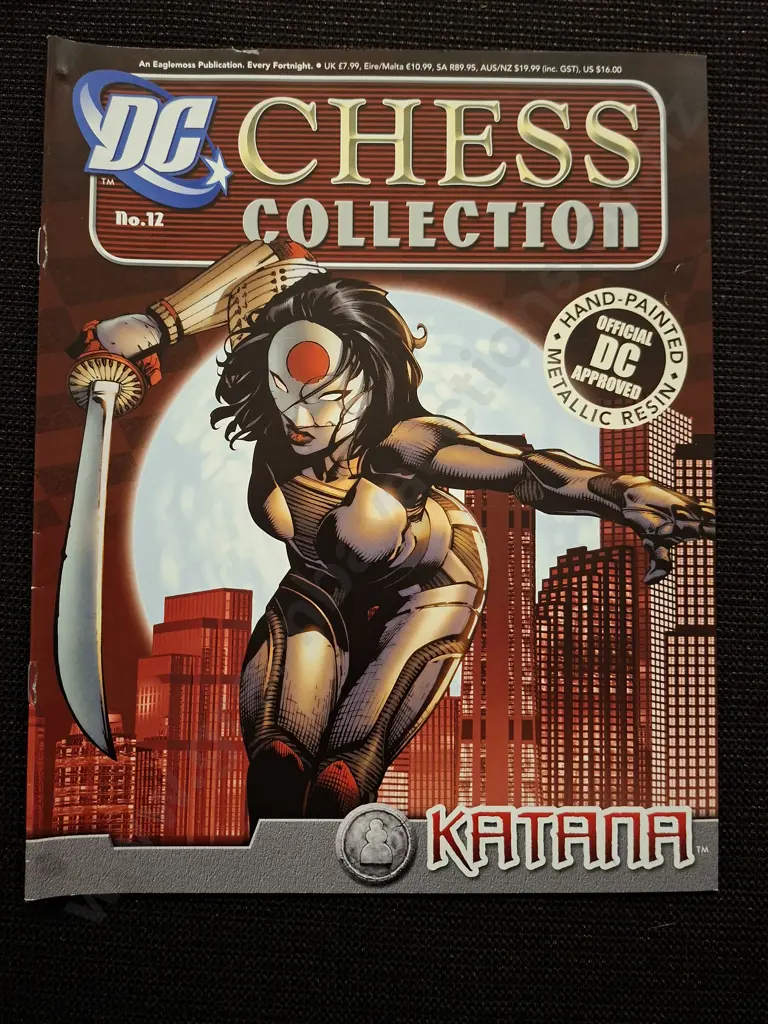 EAGLEMOSS DC CHESS COLLECTION KATANA PIECE PLUS CORRESPONDING BOOKLET Image 1++