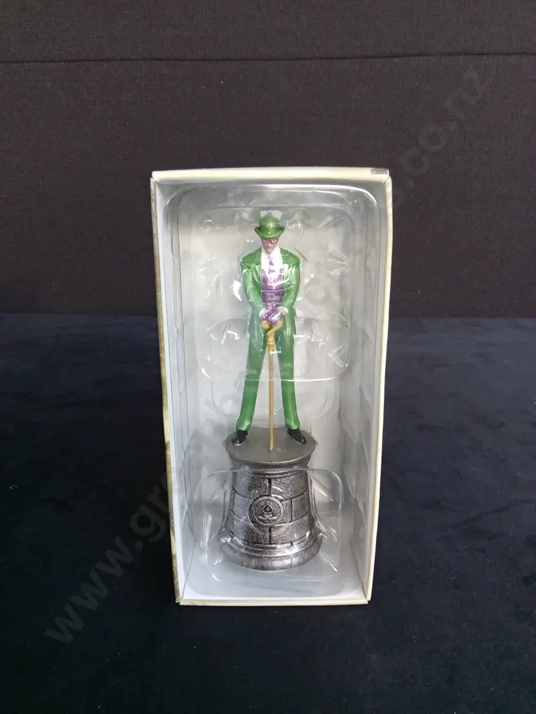 EAGLEMOSS DC CHESS COLLECTION RIDDLER PIECE PLUS CORRESPONDING BOOKLET Image 1++