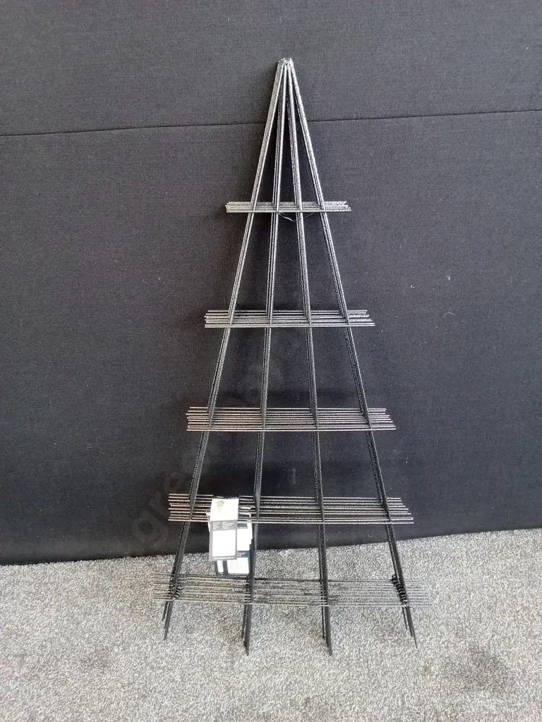 10 PIECES TAKASHO 120CM PLANT TRELLIS BRAND NEW Image 1++