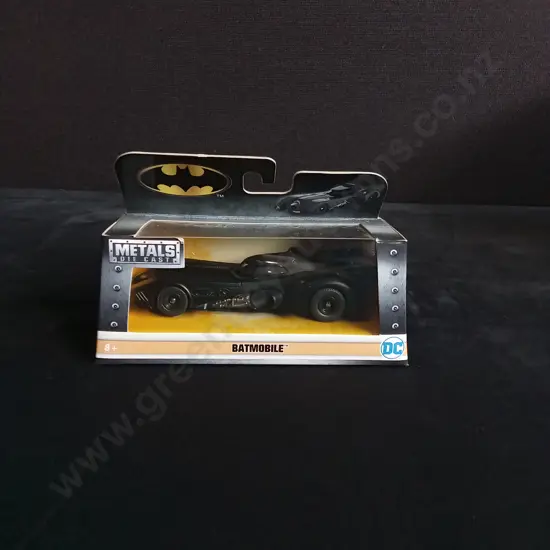 JADA TOYS 1:32 SCALE METALS DIE CAST 1989 BATMOBILE