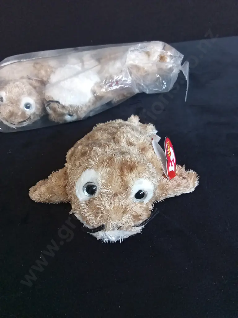 BRAND NEW BAG OF 6 TY BEANIE BABIES "FINS THE SEAL" Image 1++