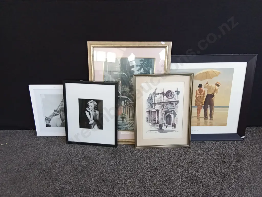 5 FRAMED IMAGES Image 1++