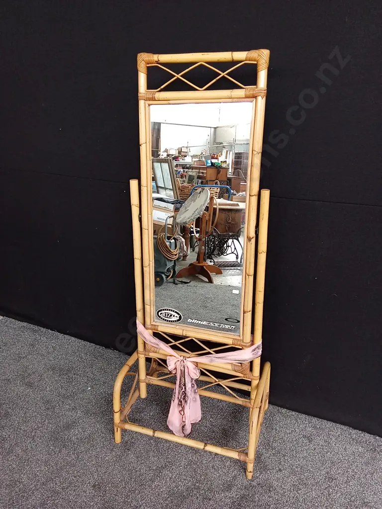 BAMBOO MIRROR Image 1++