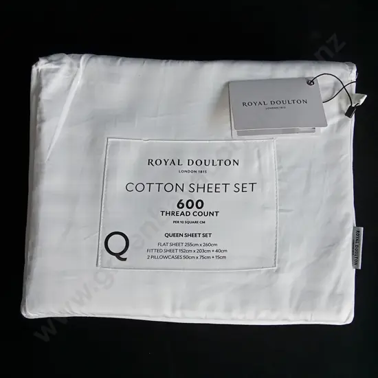 BRAND NEW ROYAL DOULTON COTTON SHEET SET