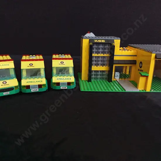 ST JOHN ASB AMBULANCE LEGO SET
