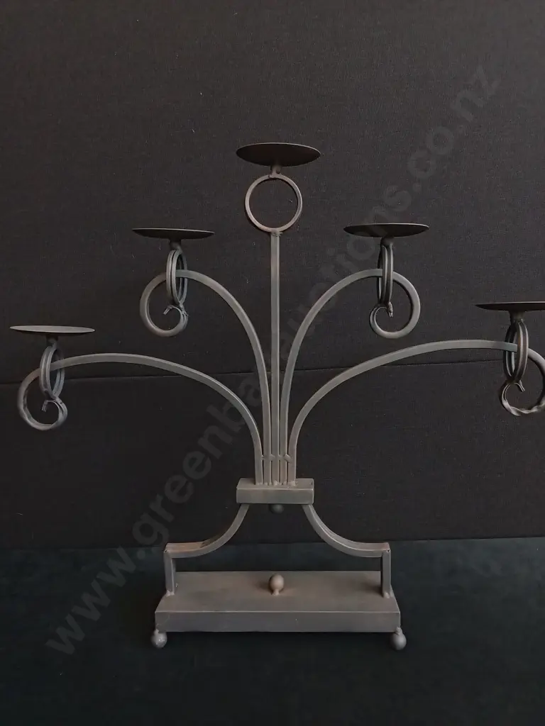 LARGE CAST IRON CANDLE HOLDER Image 1++