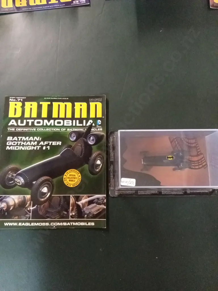EAGLEMOSS BATMAN #1 BATMAN GOTHAM AFTER MIDNIGHT 1:43 PACKAGED PLUS CORRESPONDING MAGAZINE Image 1++