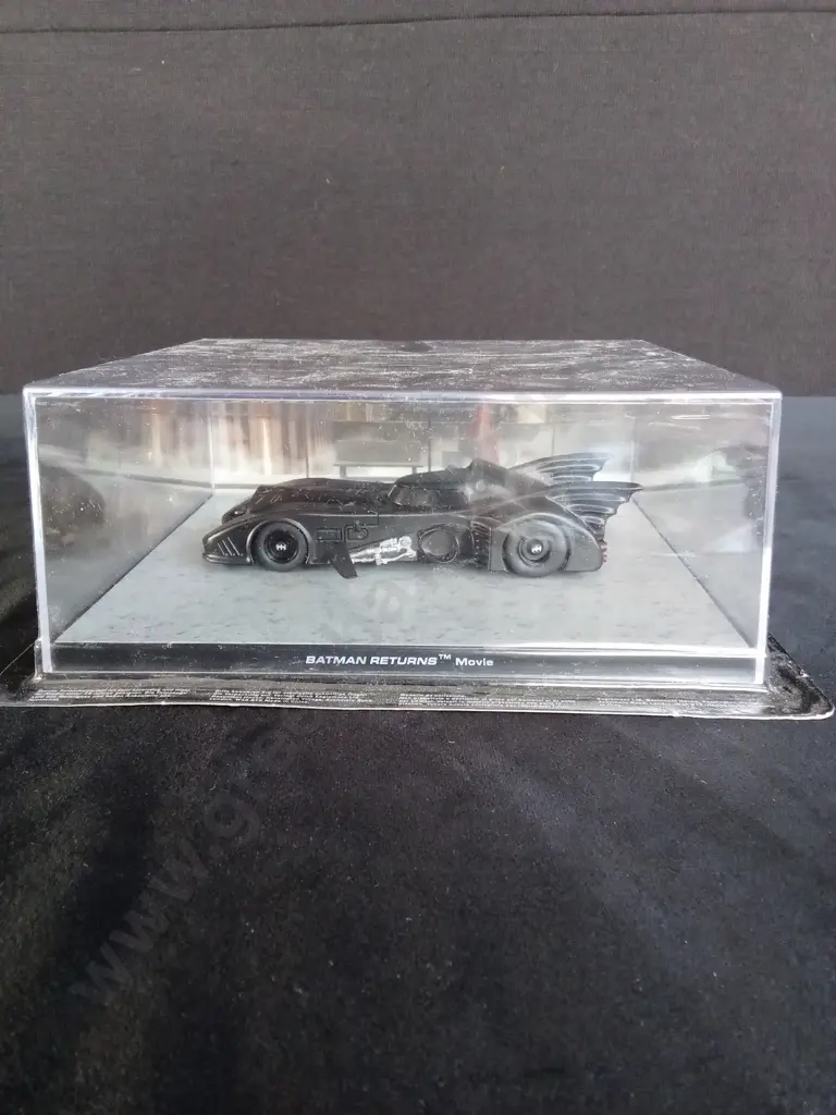 EAGLEMOSS BATMAN RETURNS MOVIE 1:43 PACKAGED Image 1++