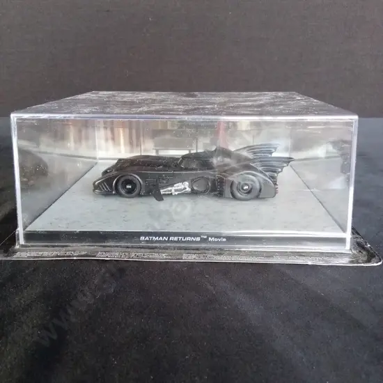 EAGLEMOSS BATMAN RETURNS MOVIE 1:43 PACKAGED