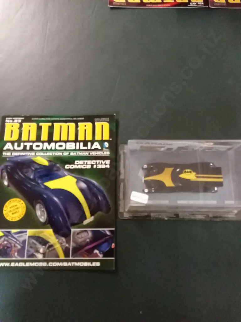 EAGLEMOSS BATMAN #394 DETECTIVE COMICS 1:43 PACKAGED  PLUS CORRESPONDING MAGAZINE Image 1++