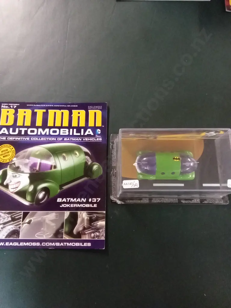 EAGLEMOSS BATMAN #37 JOKERMOBILE 1:43 PACKAGED PLUS CORRESPONDING MAGAZINE Image 1++