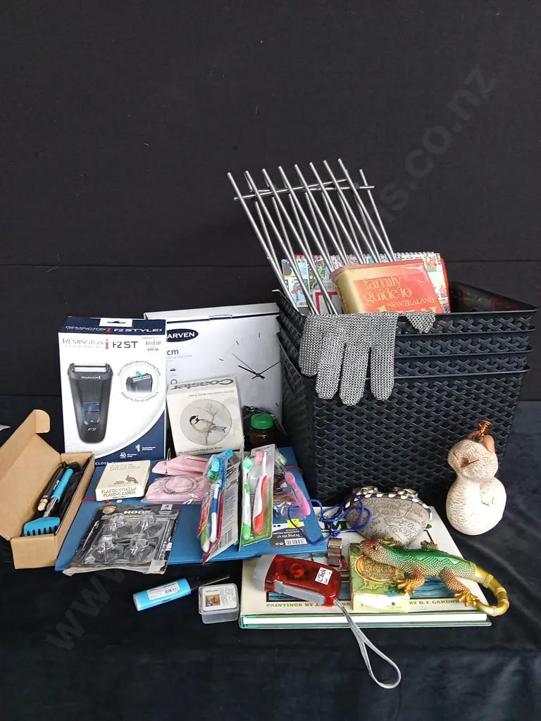 BASKET OF ASSORTED ITEMS Image 1++
