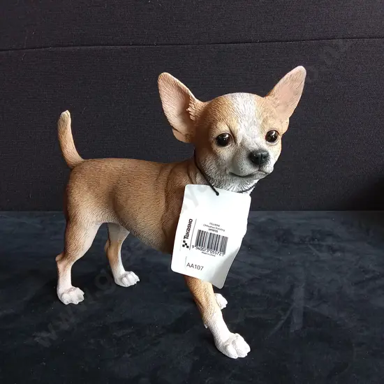 TAKASHO CHIHUAHUA FIGURINE H 22CM BRAND NEW
