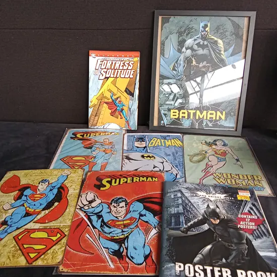 DC POSTERS AND COMIC