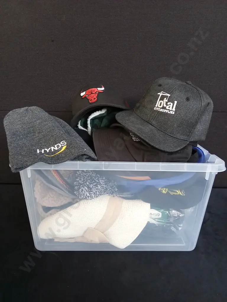 BOX OF HATS Image 1++