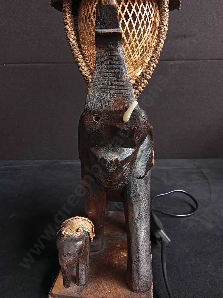 HAND CRAFTED WOODEN ELEPHANT TABLE LAMP, MISSING A TUSK, WORKING Image 1++