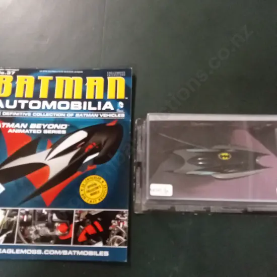 EAGLEMOSS BATMAN AUTOMOBILIA #37 BATMAN BEYOND 1:43 PACKAGED  PLUS CORRESPONDING MAGAZINE