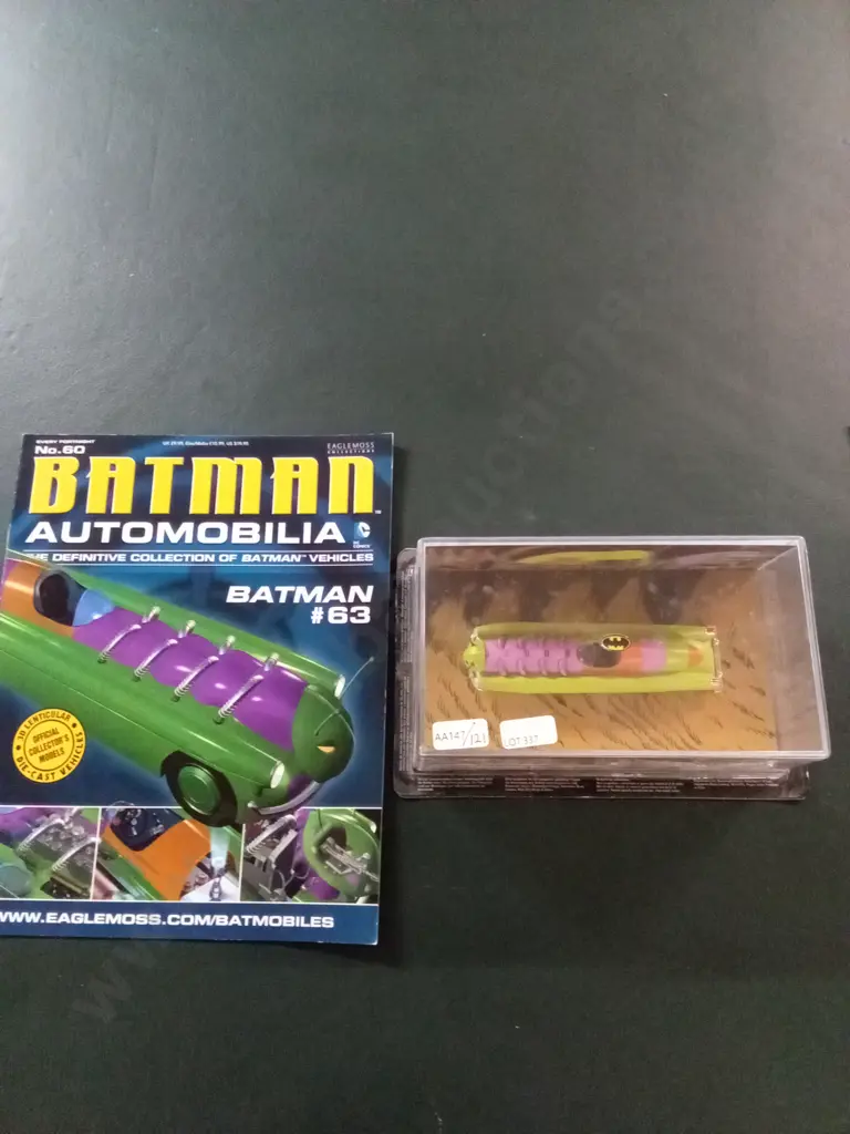 EAGLEMOSS BATMAN AUTOMOBILIA #63 MOTHMAN 1:43 PACKAGED PLUS CORRESPONDING MAGAZINE Image 1++
