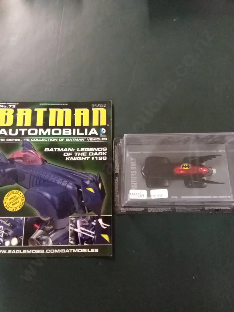 EAGLEMOSS BATMAN BATMOBILE #198 BATMAN LEGENDS OF THE DARK KNIGHT 1:43 PACKAGED PLUS CORRESPONDING MAGAZINE Image 1++