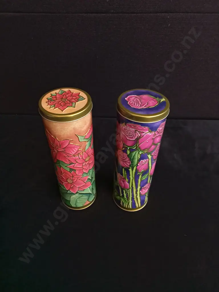 BOX OF TALL FLORAL BISCUIT TINS Image 1++