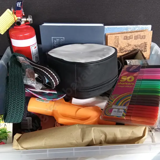 BOX OF ASSORTED ITEMS