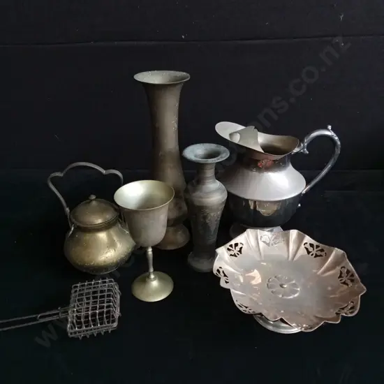 7 PIECES VINTAGE BRASS AND SILVER PLATED ITEMS