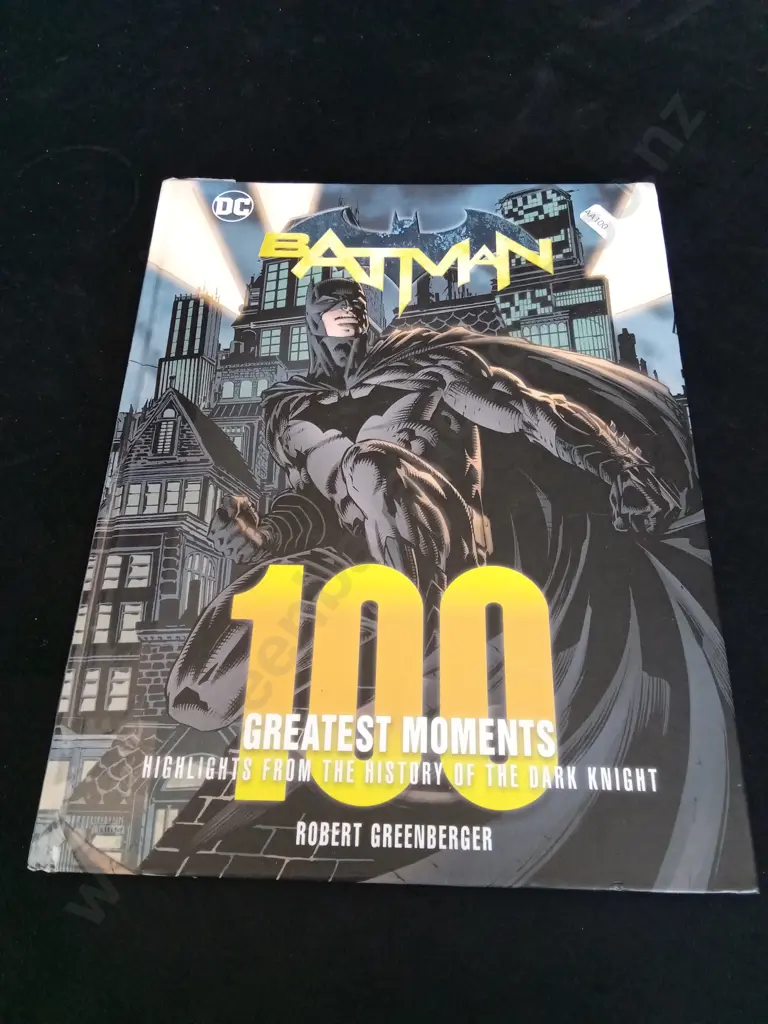 BATMAN 100 GREATEST MOMENTS Image 1++