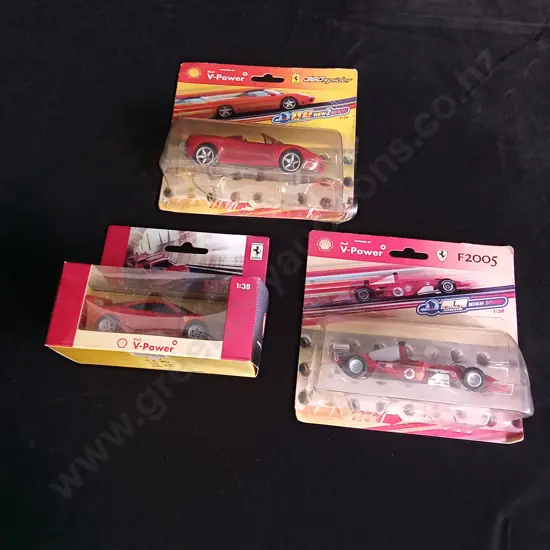 3 PIECES VINTAGE SHELL V-POWER FERRARI 1:38 DIECASTS BOXED