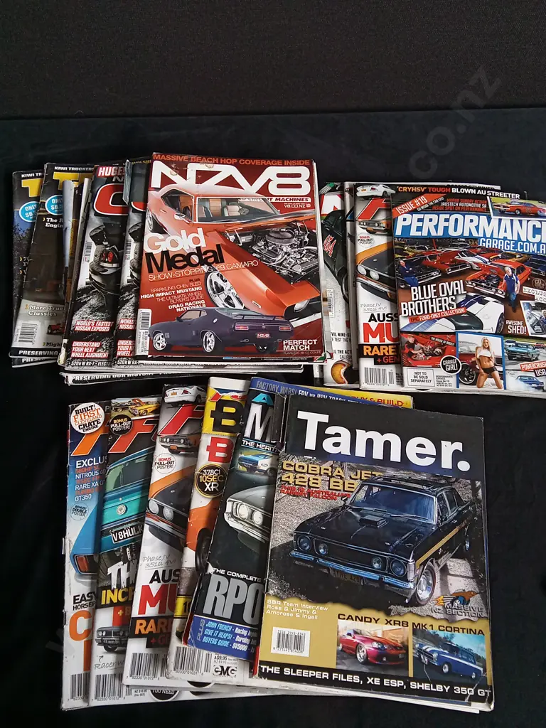 COLLECTION OF CAR MAGAZINES Image 1++