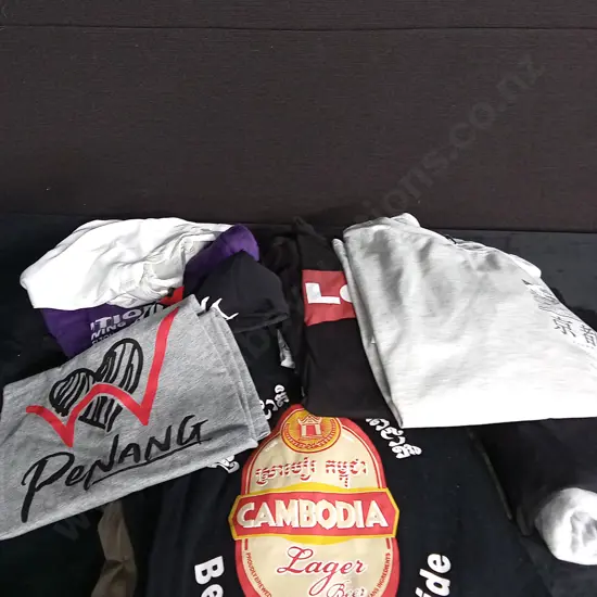BOX OF NEW TSHIRTS