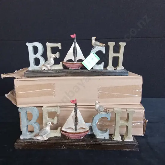 6 BEACH SIGNS